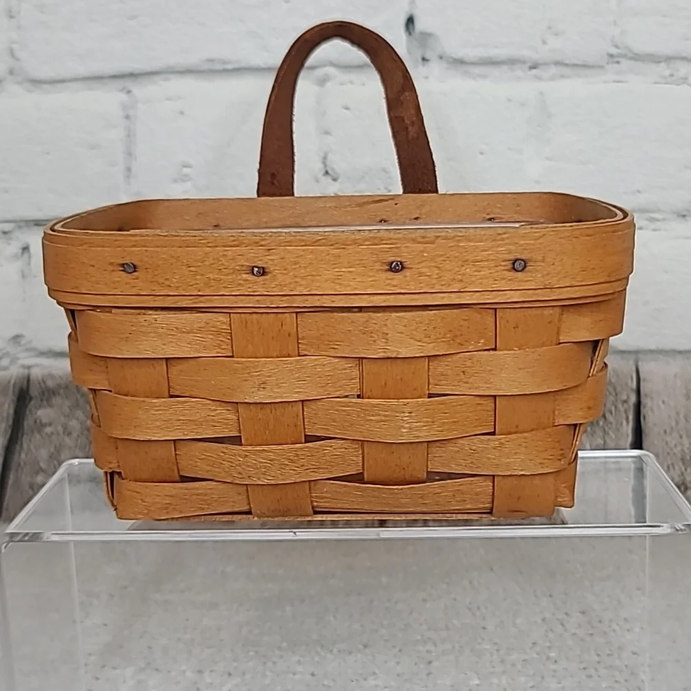 Longaberger Handmade Vtg '99 Classic Key Hanging Basket 10723 w/Divided Insert